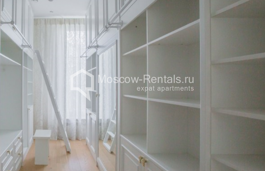 Photo #14 7-room (6 BR) apartment for <a href="http://moscow-rentals.ru/en/articles/long-term-rent" target="_blank">a long-term</a> rent
 in Russia, Moscow, Beregovaya str, 4К4