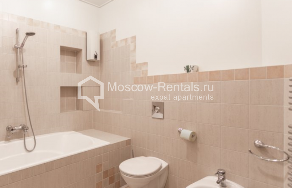 Photo #18 4-room (3 BR) apartment for <a href="http://moscow-rentals.ru/en/articles/long-term-rent" target="_blank">a long-term</a> rent
 in Russia, Moscow, Pogorelskyi lane, 6