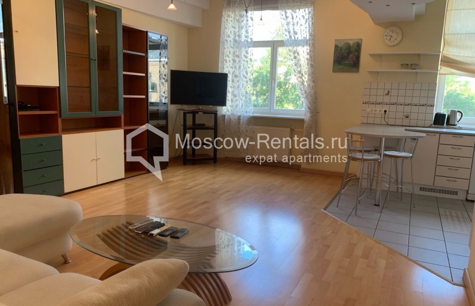 Photo #2 3-room (2 BR) apartment for <a href="http://moscow-rentals.ru/en/articles/long-term-rent" target="_blank">a long-term</a> rent
 in Russia, Moscow, Vasilievskaya str., 2К2