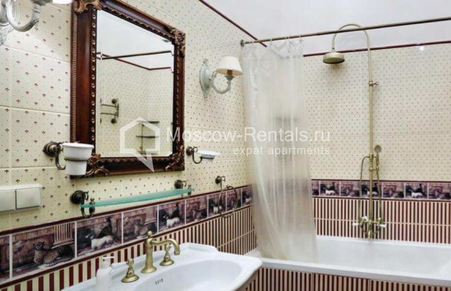 Photo #6 3-room (2 BR) apartment for <a href="http://moscow-rentals.ru/en/articles/long-term-rent" target="_blank">a long-term</a> rent
 in Russia, Moscow, Degtyarnyi lane, 15к1