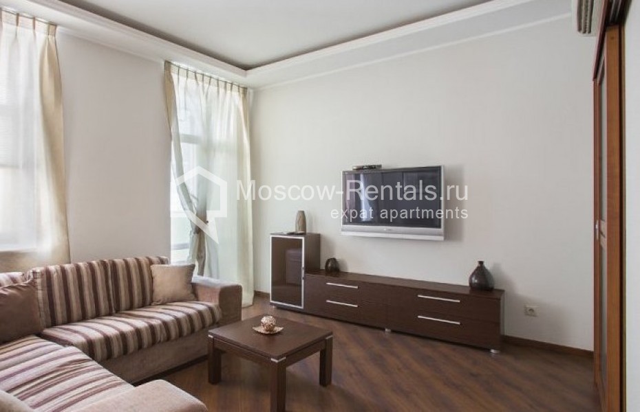 Photo #3 2-room (1 BR) apartment for <a href="http://moscow-rentals.ru/en/articles/long-term-rent" target="_blank">a long-term</a> rent
 in Russia, Moscow, Leontievskyi lane, 14