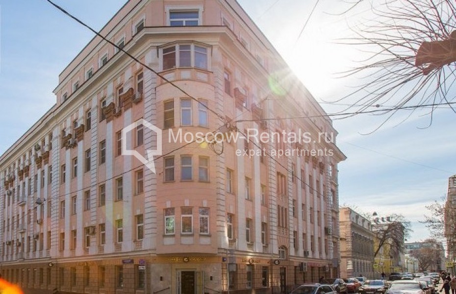 Photo #13 2-room (1 BR) apartment for <a href="http://moscow-rentals.ru/en/articles/long-term-rent" target="_blank">a long-term</a> rent
 in Russia, Moscow, Leontievskyi lane, 14