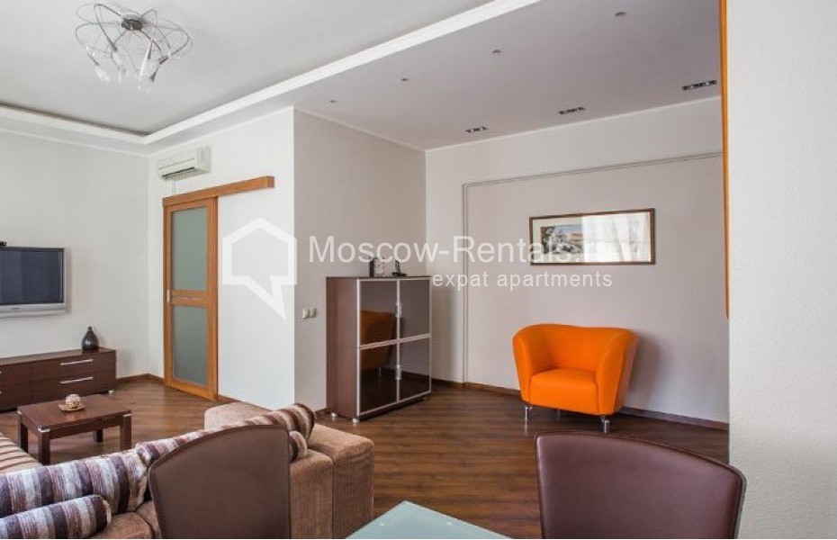 Photo #1 2-room (1 BR) apartment for <a href="http://moscow-rentals.ru/en/articles/long-term-rent" target="_blank">a long-term</a> rent
 in Russia, Moscow, Leontievskyi lane, 14