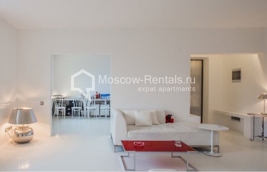 Photo #3 3-room (2 BR) apartment for <a href="http://moscow-rentals.ru/en/articles/long-term-rent" target="_blank">a long-term</a> rent
 in Russia, Moscow, Zemlaynnoi Val str, 52/16с1