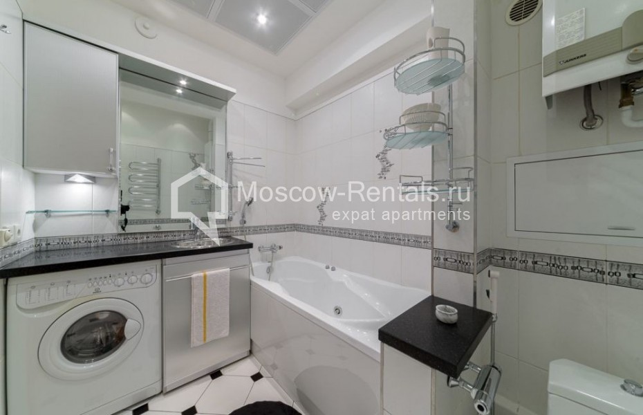 Photo #10 3-room (2 BR) apartment for <a href="http://moscow-rentals.ru/en/articles/long-term-rent" target="_blank">a long-term</a> rent
 in Russia, Moscow, Lesnaya str, 63с1