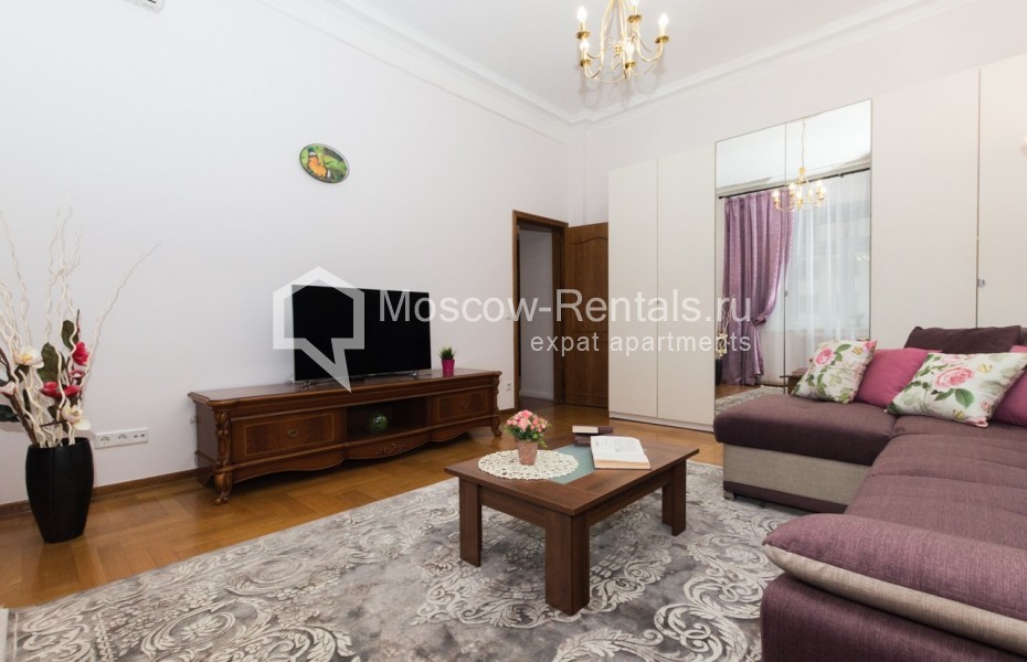 Photo #1 3-room (2 BR) apartment for <a href="http://moscow-rentals.ru/en/articles/long-term-rent" target="_blank">a long-term</a> rent
 in Russia, Moscow, Tverskaya str, 6С1
