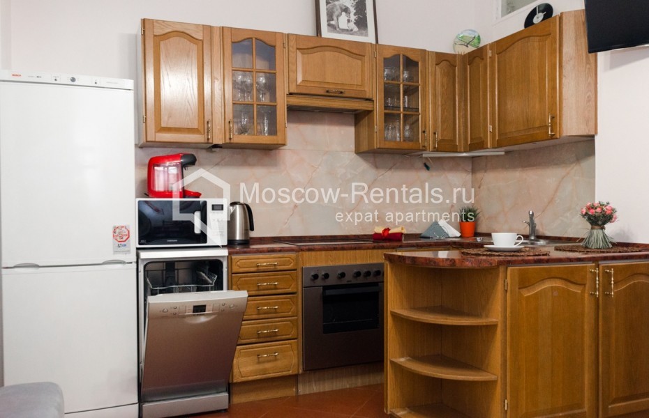 Photo #22 3-room (2 BR) apartment for <a href="http://moscow-rentals.ru/en/articles/long-term-rent" target="_blank">a long-term</a> rent
 in Russia, Moscow, Tverskaya str, 6С1