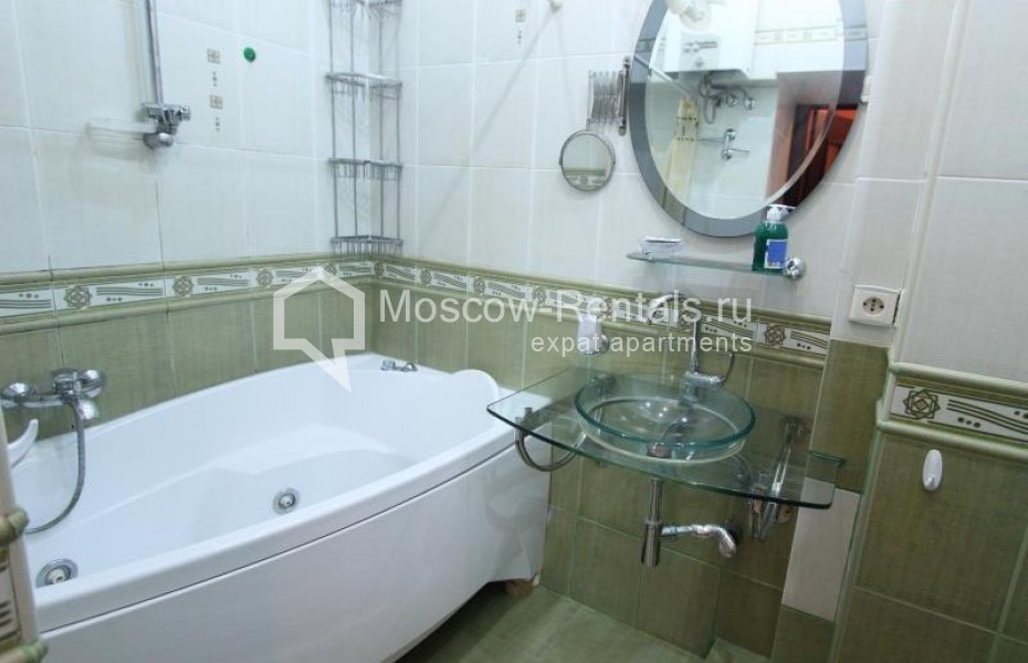 Photo #6 4-room (3 BR) apartment for <a href="http://moscow-rentals.ru/en/articles/long-term-rent" target="_blank">a long-term</a> rent
 in Russia, Moscow, Oruzheinyi lane, 13С2