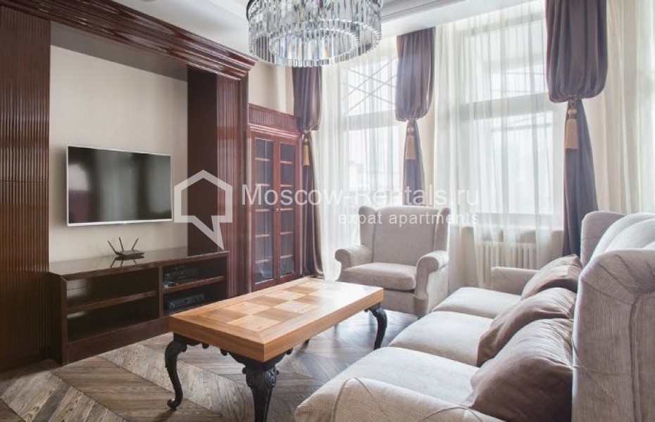 Photo #3 3-room (2 BR) apartment for <a href="http://moscow-rentals.ru/en/articles/long-term-rent" target="_blank">a long-term</a> rent
 in Russia, Moscow, Khlynovskyi typik., 4