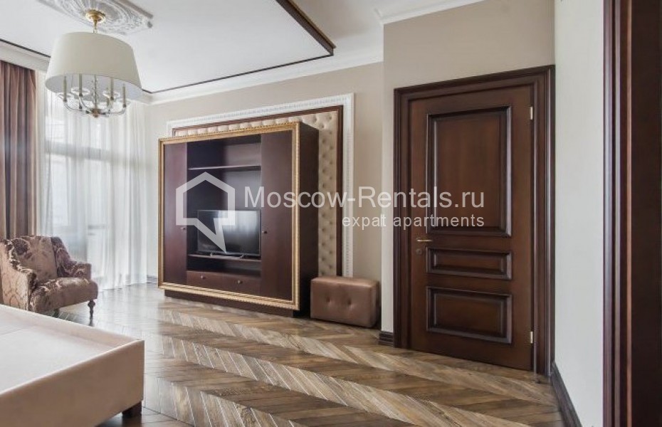Photo #9 3-room (2 BR) apartment for <a href="http://moscow-rentals.ru/en/articles/long-term-rent" target="_blank">a long-term</a> rent
 in Russia, Moscow, Khlynovskyi typik., 4