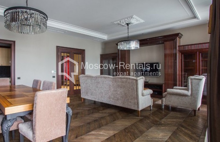Photo #2 3-room (2 BR) apartment for <a href="http://moscow-rentals.ru/en/articles/long-term-rent" target="_blank">a long-term</a> rent
 in Russia, Moscow, Khlynovskyi typik., 4