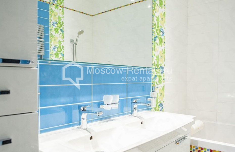 Photo #13 5-room (4 BR) apartment for <a href="http://moscow-rentals.ru/en/articles/long-term-rent" target="_blank">a long-term</a> rent
 in Russia, Moscow, Rezervnyi pr, 4