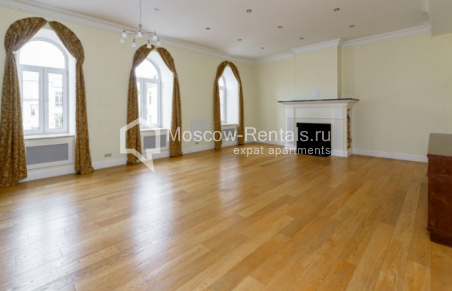Photo #3 7-room (6 BR) apartment for <a href="http://moscow-rentals.ru/en/articles/long-term-rent" target="_blank">a long-term</a> rent
 in Russia, Moscow, Pokrovskyi blv, 14/6