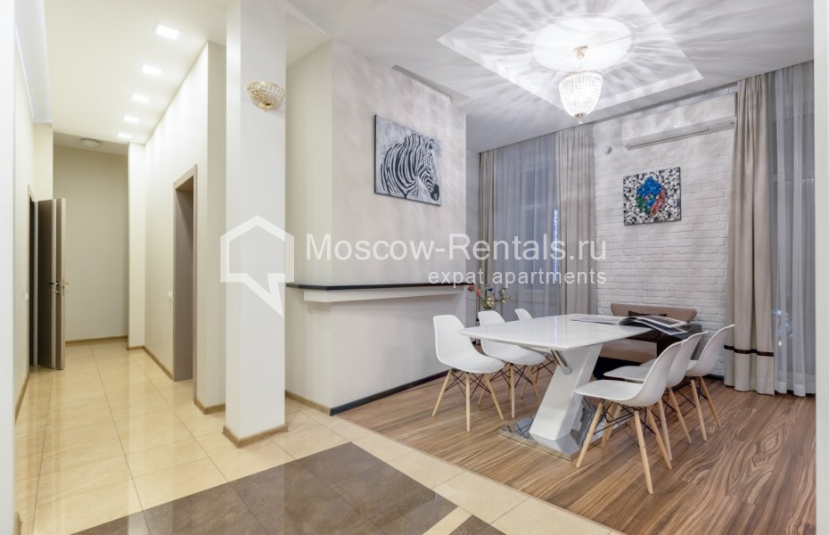 Photo #9 5-room (4 BR) apartment for <a href="http://moscow-rentals.ru/en/articles/long-term-rent" target="_blank">a long-term</a> rent
 in Russia, Moscow, Ostozhenka str, 5