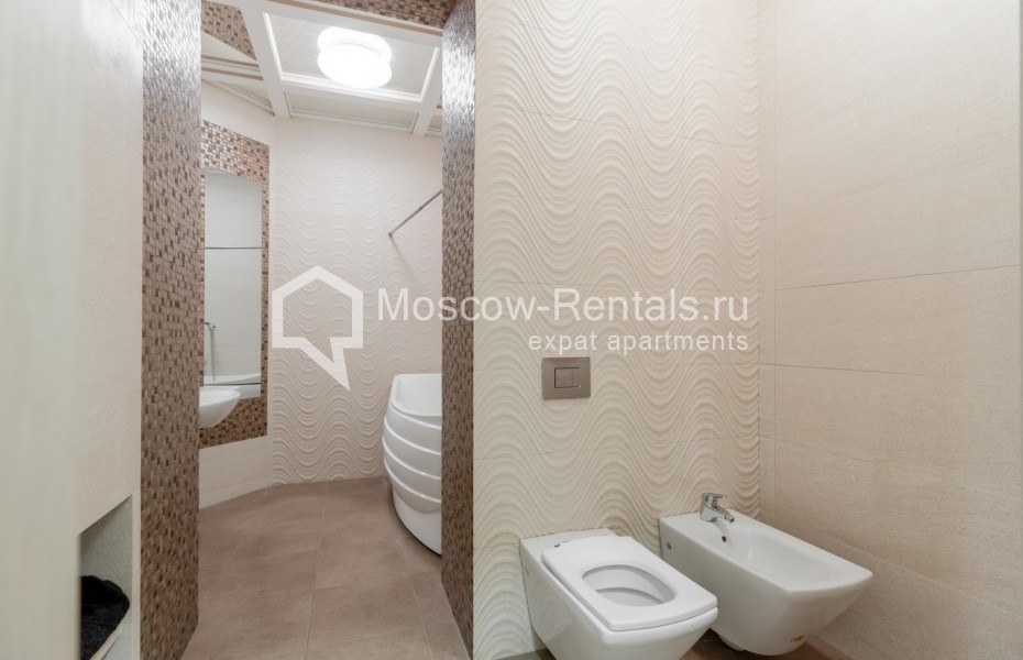 Photo #20 5-room (4 BR) apartment for <a href="http://moscow-rentals.ru/en/articles/long-term-rent" target="_blank">a long-term</a> rent
 in Russia, Moscow, Ostozhenka str, 5