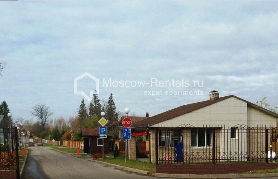 Photo #2 House for <a href="http://moscow-rentals.ru/en/articles/long-term-rent" target="_blank">a long-term</a> rent
 in Russia, Moscow, Istra urban district, Kotovo village
