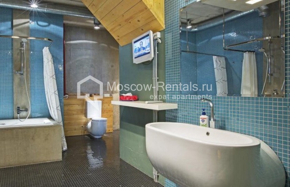 Photo #21 4-room (3 BR) apartment for <a href="http://moscow-rentals.ru/en/articles/long-term-rent" target="_blank">a long-term</a> rent
 in Russia, Moscow, Shabolovka str, 23к/5