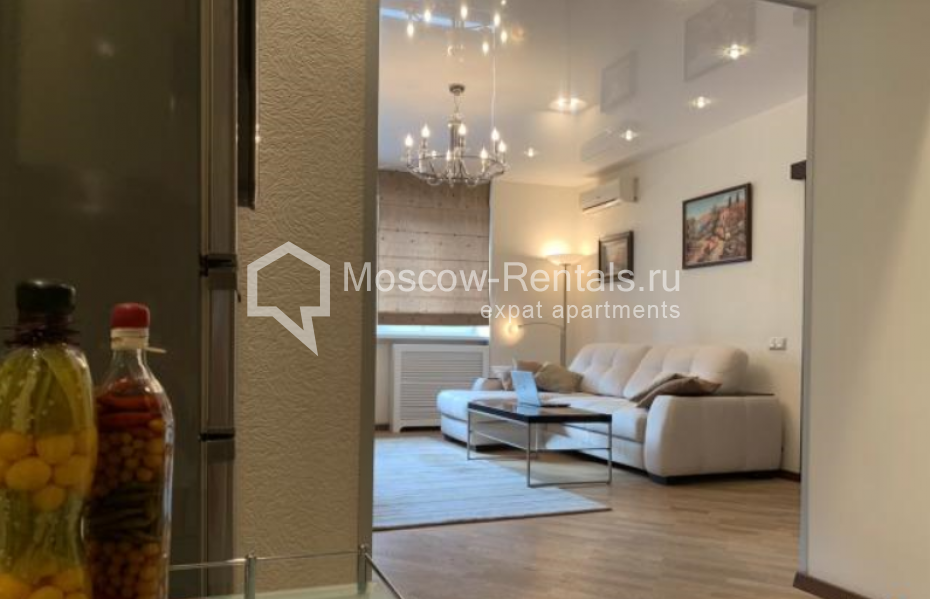 Photo #2 2-room (1 BR) apartment for <a href="http://moscow-rentals.ru/en/articles/long-term-rent" target="_blank">a long-term</a> rent
 in Russia, Moscow, Protochnyi lane, 11