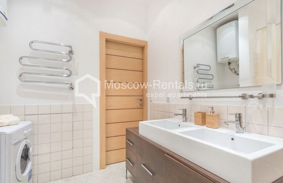 Photo #16 2-room (1 BR) apartment for <a href="http://moscow-rentals.ru/en/articles/long-term-rent" target="_blank">a long-term</a> rent
 in Russia, Moscow, Blagoveshenskyi lane, 5