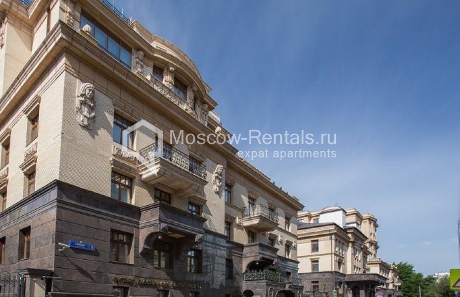Photo #25 3-room (2 BR) apartment for <a href="http://moscow-rentals.ru/en/articles/long-term-rent" target="_blank">a long-term</a> rent
 in Russia, Moscow, Khilkov lane, 1