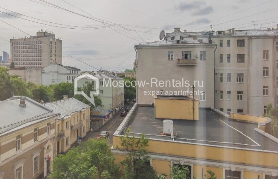 Photo #18 4-room (3 BR) apartment for <a href="http://moscow-rentals.ru/en/articles/long-term-rent" target="_blank">a long-term</a> rent
 in Russia, Moscow, Skatertnyi lane, 18
