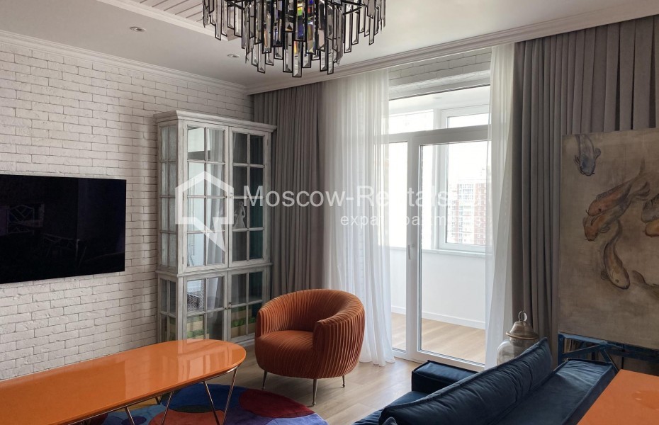 Photo #1 3-room (2 BR) apartment for <a href="http://moscow-rentals.ru/en/articles/long-term-rent" target="_blank">a long-term</a> rent
 in Russia, Moscow, Mosfilmovskaya str, 88к4с1