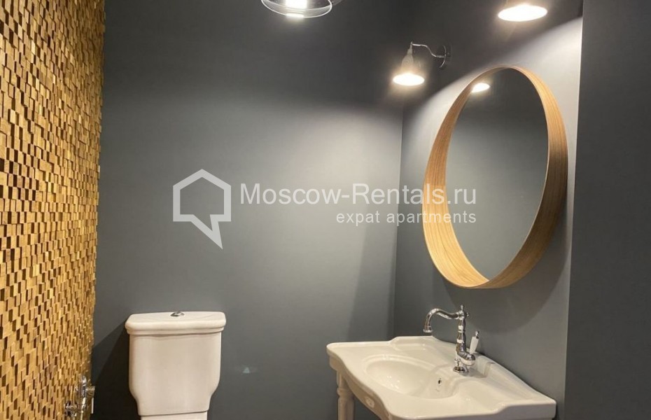 Photo #9 3-room (2 BR) apartment for <a href="http://moscow-rentals.ru/en/articles/long-term-rent" target="_blank">a long-term</a> rent
 in Russia, Moscow, Mosfilmovskaya str, 88к4с1