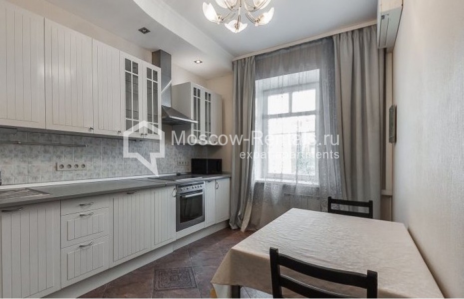 Photo #12 4-room (3 BR) apartment for <a href="http://moscow-rentals.ru/en/articles/long-term-rent" target="_blank">a long-term</a> rent
 in Russia, Moscow, Daev lane, 8