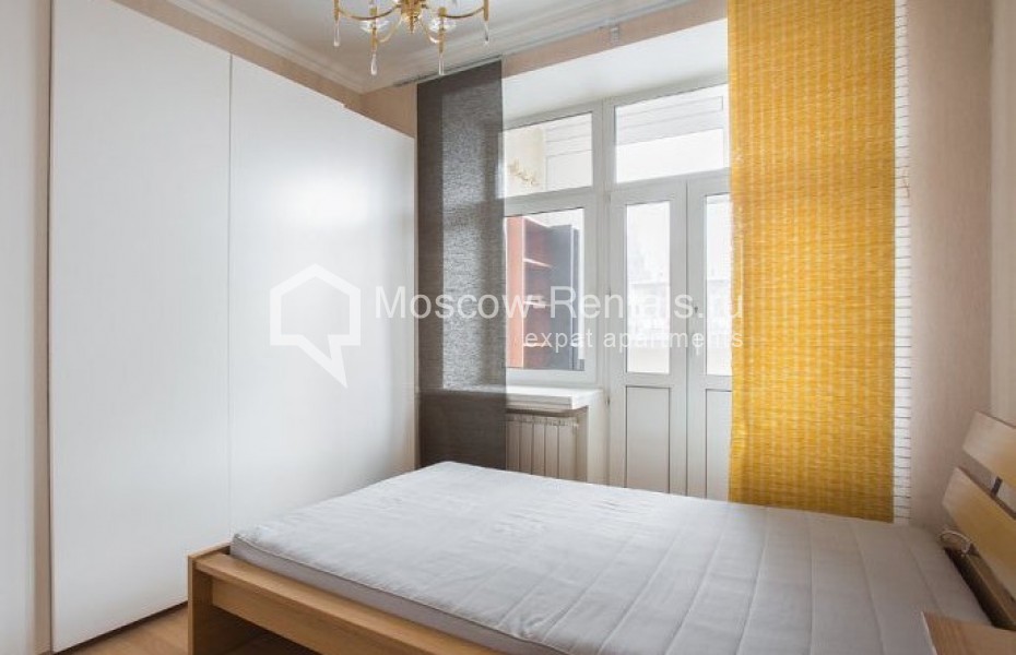 Photo #7 4-room (3 BR) apartment for <a href="http://moscow-rentals.ru/en/articles/long-term-rent" target="_blank">a long-term</a> rent
 in Russia, Moscow, New Arbat str, 23