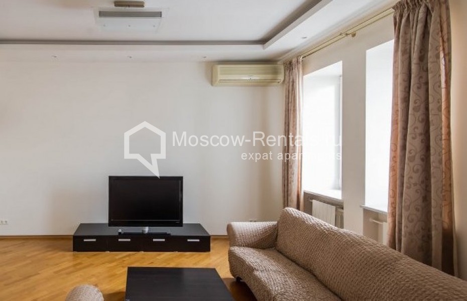Photo #3 4-room (3 BR) apartment for <a href="http://moscow-rentals.ru/en/articles/long-term-rent" target="_blank">a long-term</a> rent
 in Russia, Moscow, Chayanova str, 10С1