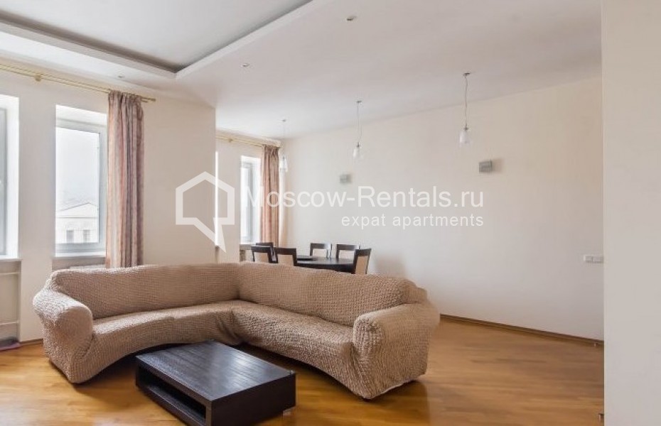 Photo #2 4-room (3 BR) apartment for <a href="http://moscow-rentals.ru/en/articles/long-term-rent" target="_blank">a long-term</a> rent
 in Russia, Moscow, Chayanova str, 10С1
