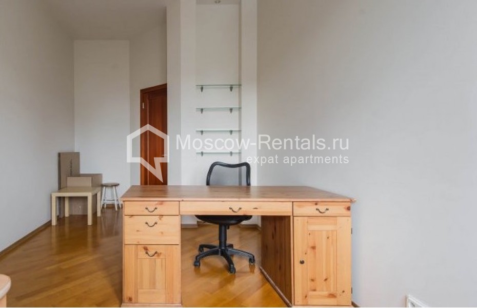 Photo #10 4-room (3 BR) apartment for <a href="http://moscow-rentals.ru/en/articles/long-term-rent" target="_blank">a long-term</a> rent
 in Russia, Moscow, Chayanova str, 10С1