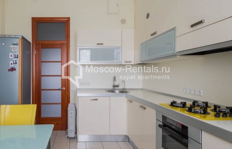 Photo #12 4-room (3 BR) apartment for <a href="http://moscow-rentals.ru/en/articles/long-term-rent" target="_blank">a long-term</a> rent
 in Russia, Moscow, Chayanova str, 10С1
