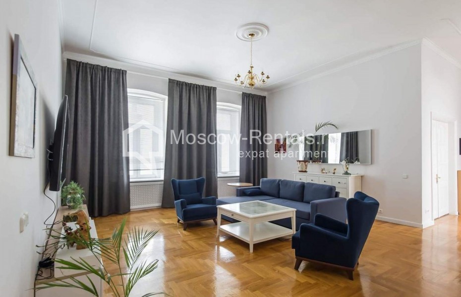 Photo #1 4-room (3 BR) apartment for <a href="http://moscow-rentals.ru/en/articles/long-term-rent" target="_blank">a long-term</a> rent
 in Russia, Moscow, Tverskaya str, 12/8