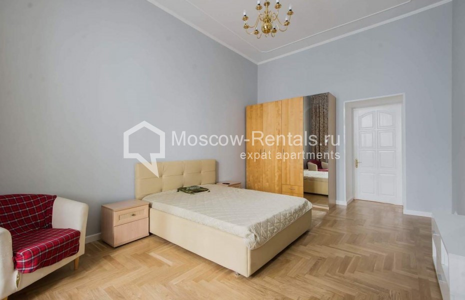 Photo #12 4-room (3 BR) apartment for <a href="http://moscow-rentals.ru/en/articles/long-term-rent" target="_blank">a long-term</a> rent
 in Russia, Moscow, Tverskaya str, 12/8