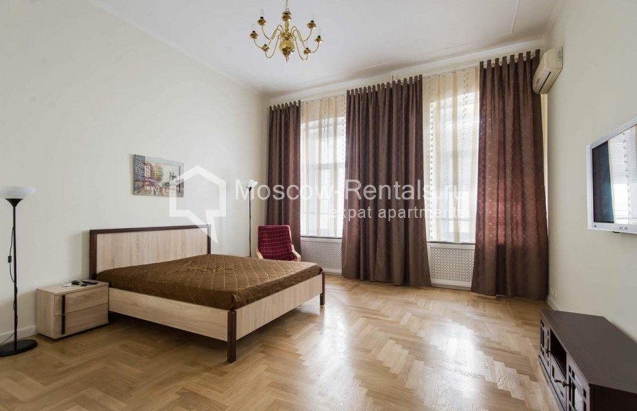 Photo #6 4-room (3 BR) apartment for <a href="http://moscow-rentals.ru/en/articles/long-term-rent" target="_blank">a long-term</a> rent
 in Russia, Moscow, Tverskaya str, 12/8