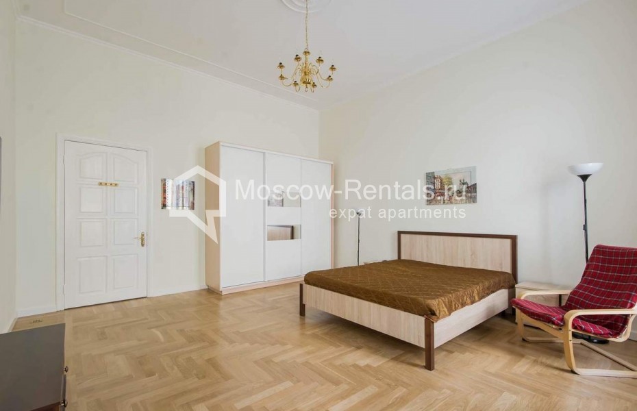 Photo #7 4-room (3 BR) apartment for <a href="http://moscow-rentals.ru/en/articles/long-term-rent" target="_blank">a long-term</a> rent
 in Russia, Moscow, Tverskaya str, 12/8