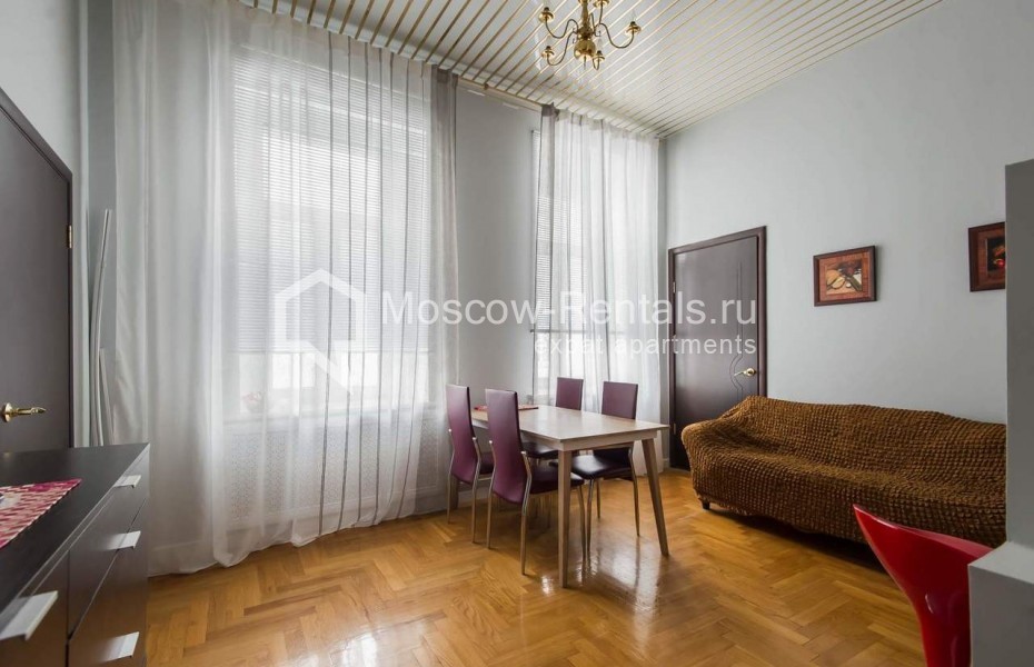 Photo #16 4-room (3 BR) apartment for <a href="http://moscow-rentals.ru/en/articles/long-term-rent" target="_blank">a long-term</a> rent
 in Russia, Moscow, Tverskaya str, 12/8