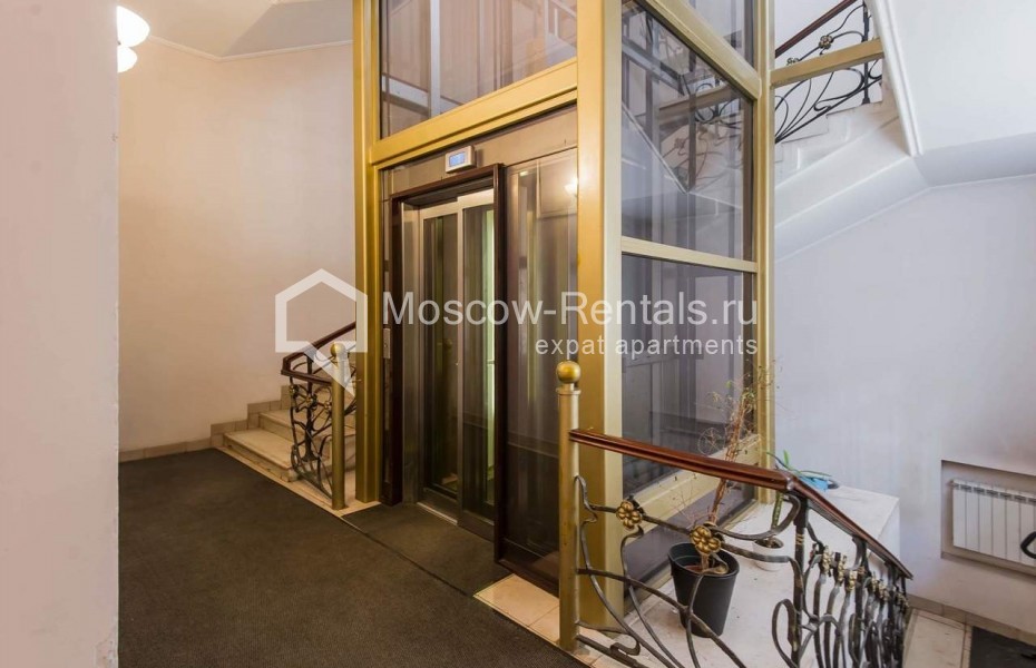 Photo #21 4-room (3 BR) apartment for <a href="http://moscow-rentals.ru/en/articles/long-term-rent" target="_blank">a long-term</a> rent
 in Russia, Moscow, Tverskaya str, 12/8