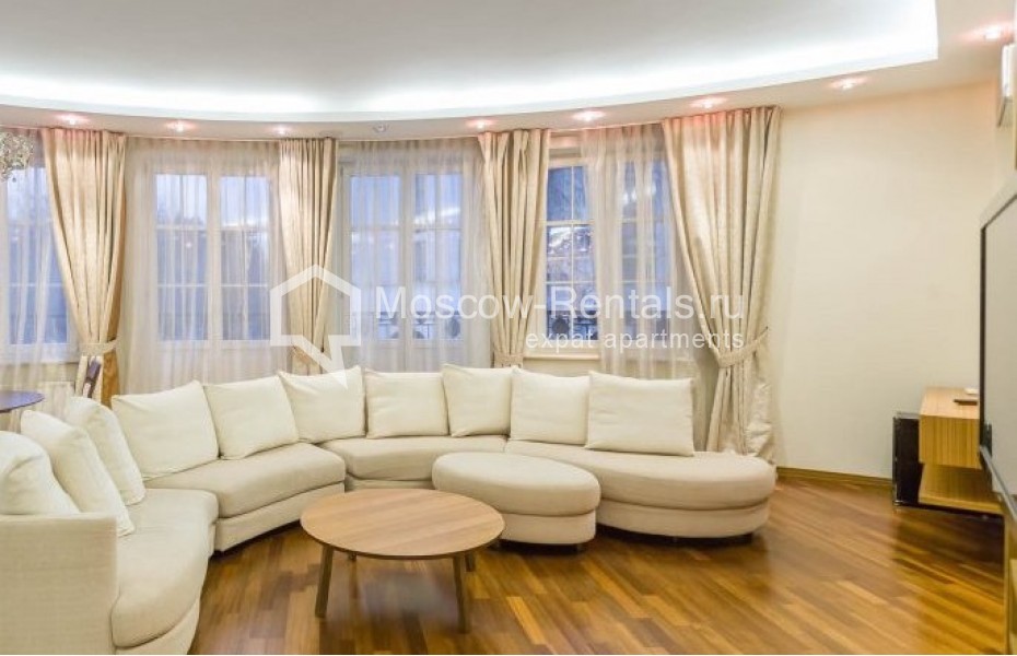 Photo #3 4-room (3 BR) apartment for <a href="http://moscow-rentals.ru/en/articles/long-term-rent" target="_blank">a long-term</a> rent
 in Russia, Moscow, Beregovaya str, 8К1