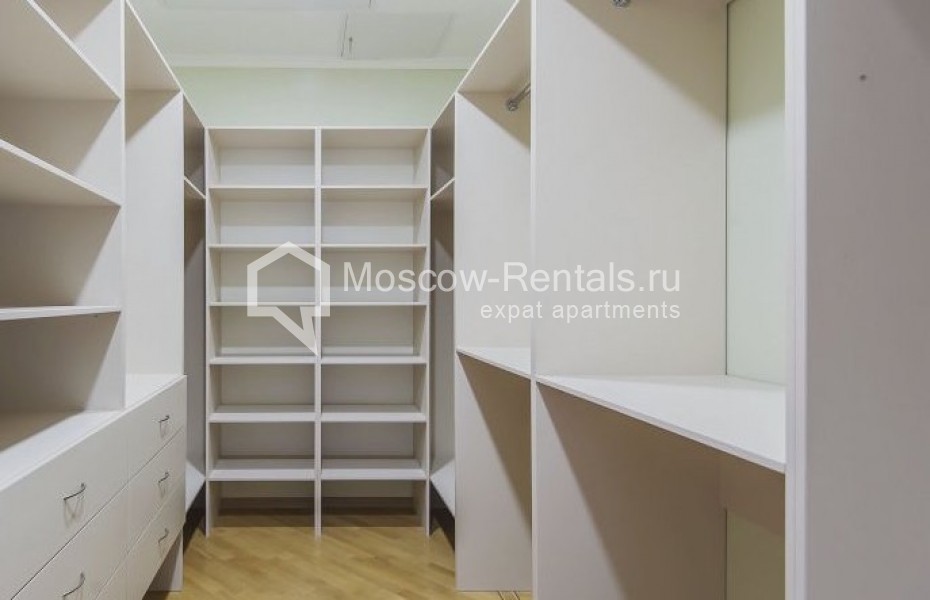 Photo #18 4-room (3 BR) apartment for <a href="http://moscow-rentals.ru/en/articles/long-term-rent" target="_blank">a long-term</a> rent
 in Russia, Moscow, Beregovaya srt, 4К3