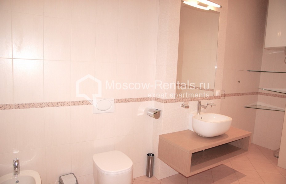 Photo #5 4-room (3 BR) apartment for <a href="http://moscow-rentals.ru/en/articles/long-term-rent" target="_blank">a long-term</a> rent
 in Russia, Moscow, Beregovaya str, 4К5