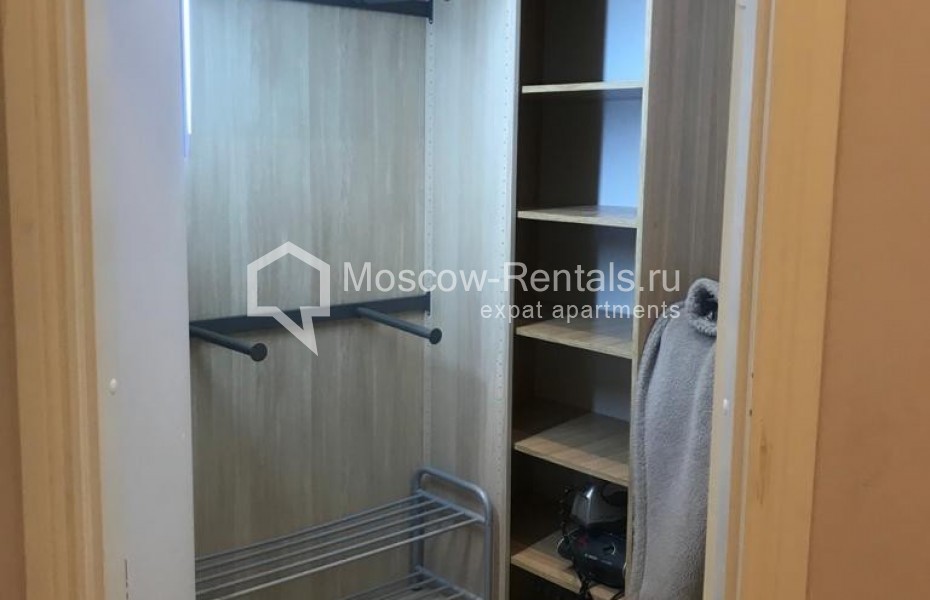 Photo #18 4-room (3 BR) apartment for <a href="http://moscow-rentals.ru/en/articles/long-term-rent" target="_blank">a long-term</a> rent
 in Russia, Moscow, Sosnovaya alleya, 1