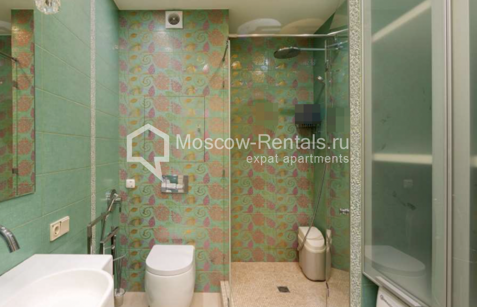 Photo #9 4-room (3 BR) apartment for <a href="http://moscow-rentals.ru/en/articles/long-term-rent" target="_blank">a long-term</a> rent
 in Russia, Moscow, Sosnovaya alleya, 1