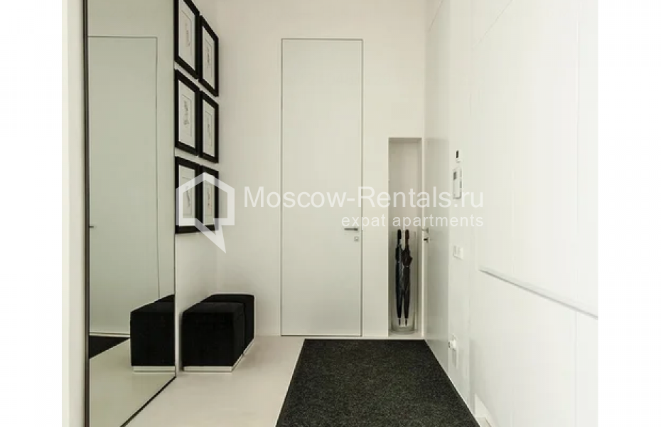 Photo #8 4-room (3 BR) apartment for <a href="http://moscow-rentals.ru/en/articles/long-term-rent" target="_blank">a long-term</a> rent
 in Russia, Moscow, Serebryanicheskaya emb,19