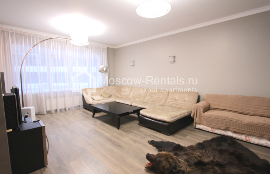 Photo #2 3-room (2 BR) apartment for <a href="http://moscow-rentals.ru/en/articles/long-term-rent" target="_blank">a long-term</a> rent
 in Russia, Moscow, Ozerkovskaya emb, 26