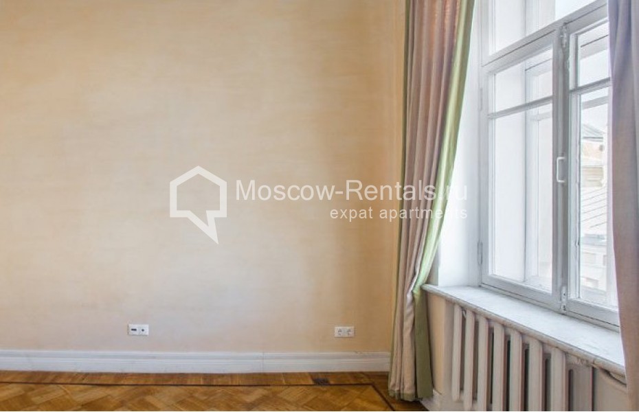 Photo #10 4-room (3 BR) apartment for <a href="http://moscow-rentals.ru/en/articles/long-term-rent" target="_blank">a long-term</a> rent
 in Russia, Moscow, Pechatnikov str, 26