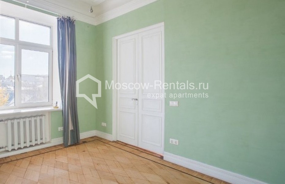 Photo #9 4-room (3 BR) apartment for <a href="http://moscow-rentals.ru/en/articles/long-term-rent" target="_blank">a long-term</a> rent
 in Russia, Moscow, Pechatnikov str, 26