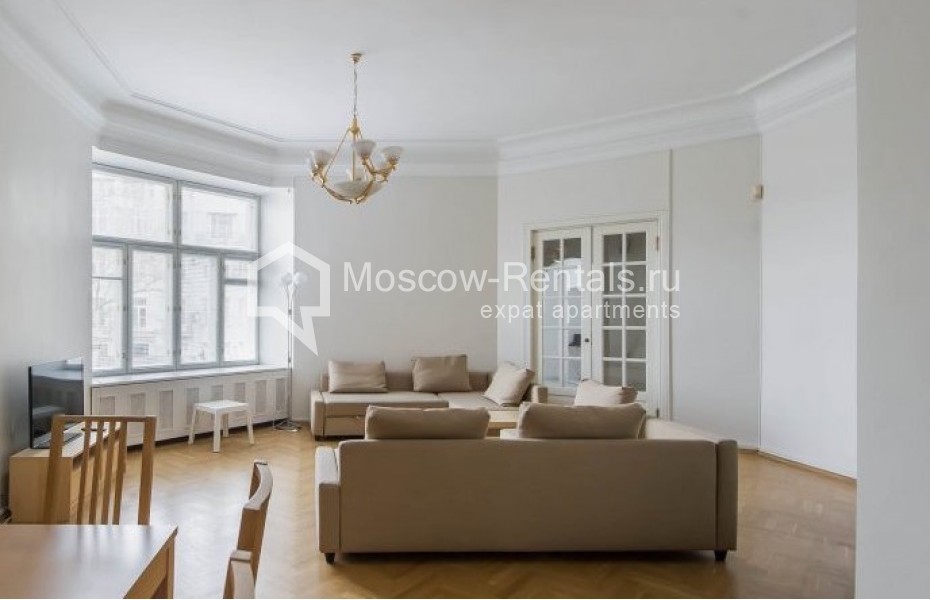 Photo #3 5-room (4 BR) apartment for <a href="http://moscow-rentals.ru/en/articles/long-term-rent" target="_blank">a long-term</a> rent
 in Russia, Moscow, Zhukovskogo str, 5