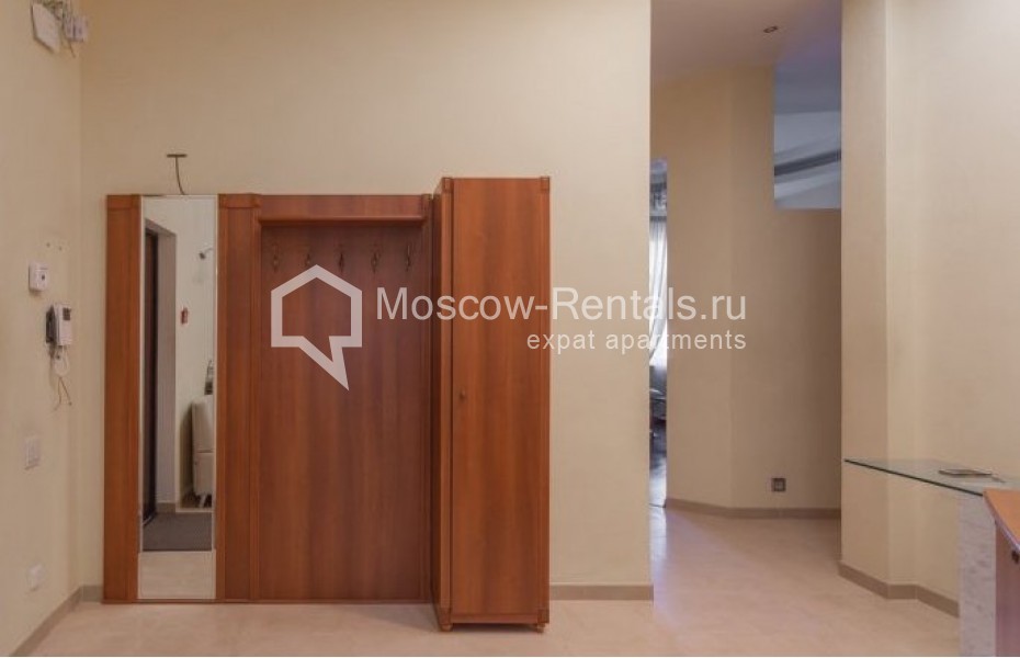 Photo #15 4-room (3 BR) apartment for <a href="http://moscow-rentals.ru/en/articles/long-term-rent" target="_blank">a long-term</a> rent
 in Russia, Moscow, Sretenka str, 9